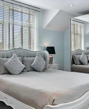 Hampstead Opulence Apartment - Luxurious Split Level Property Londra Esterno foto